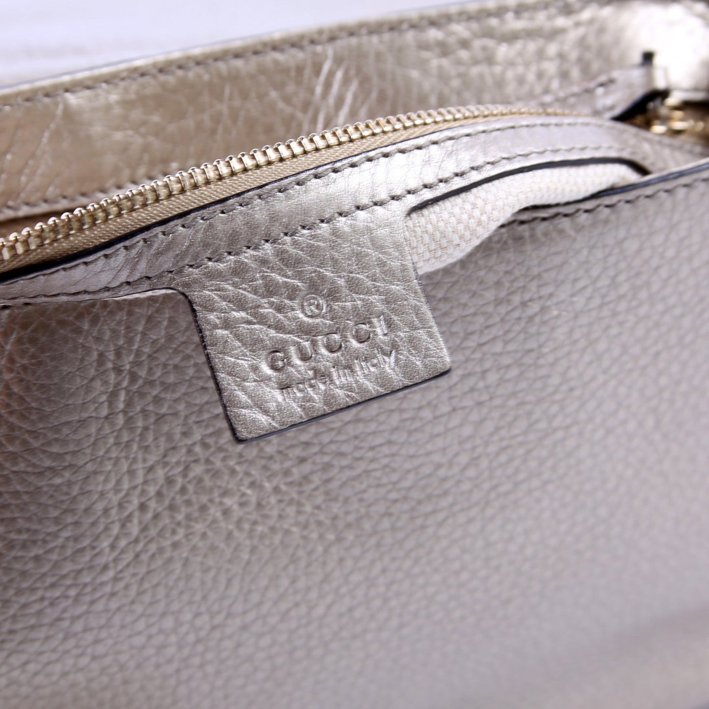 336752 Soho Chain Crossbody Medium
