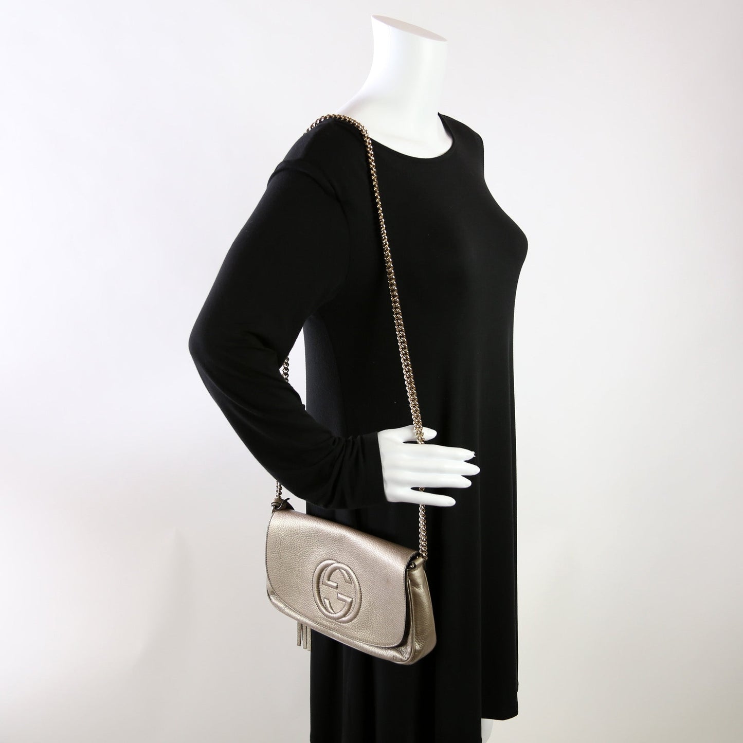 336752 Soho Chain Crossbody Medium