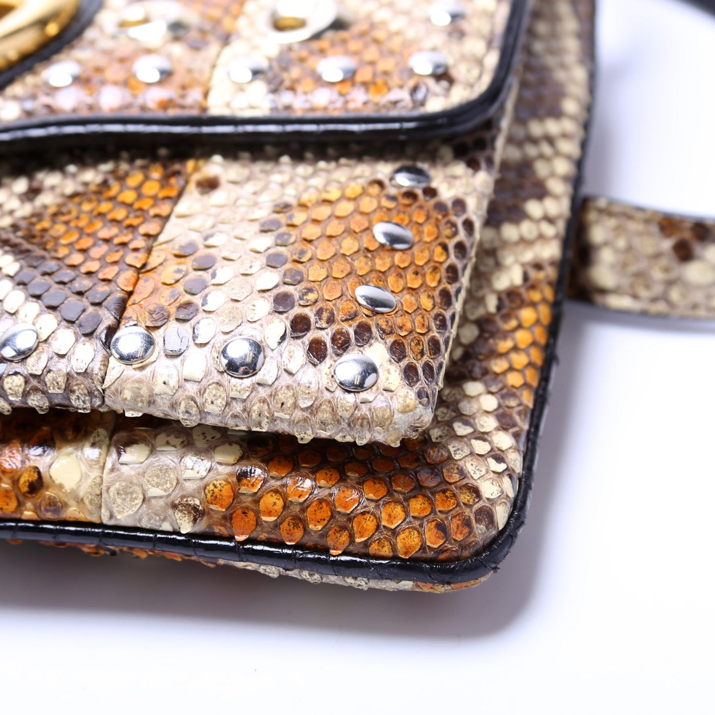 550126 Arli Python Crossbody