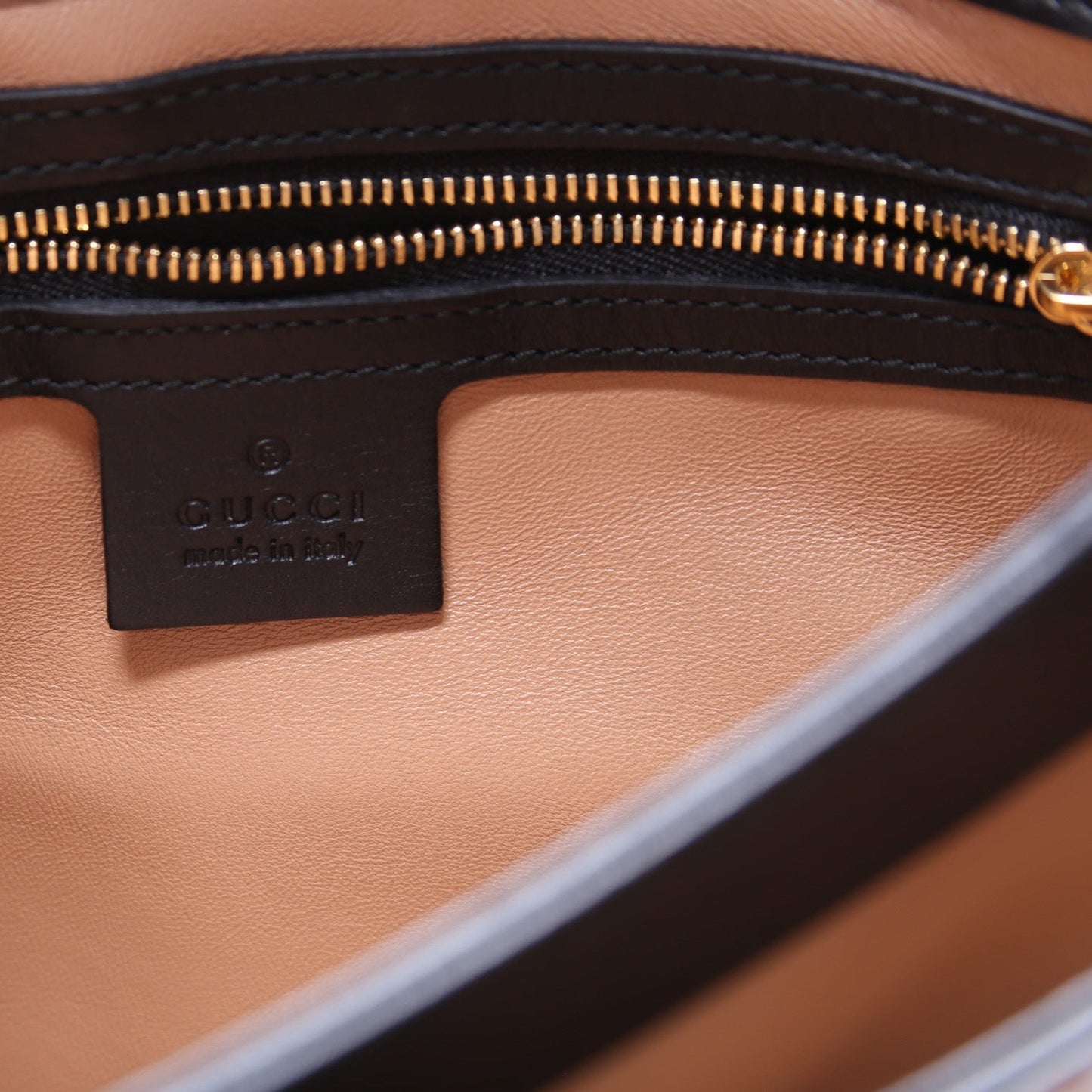 550126 Arli Python Crossbody