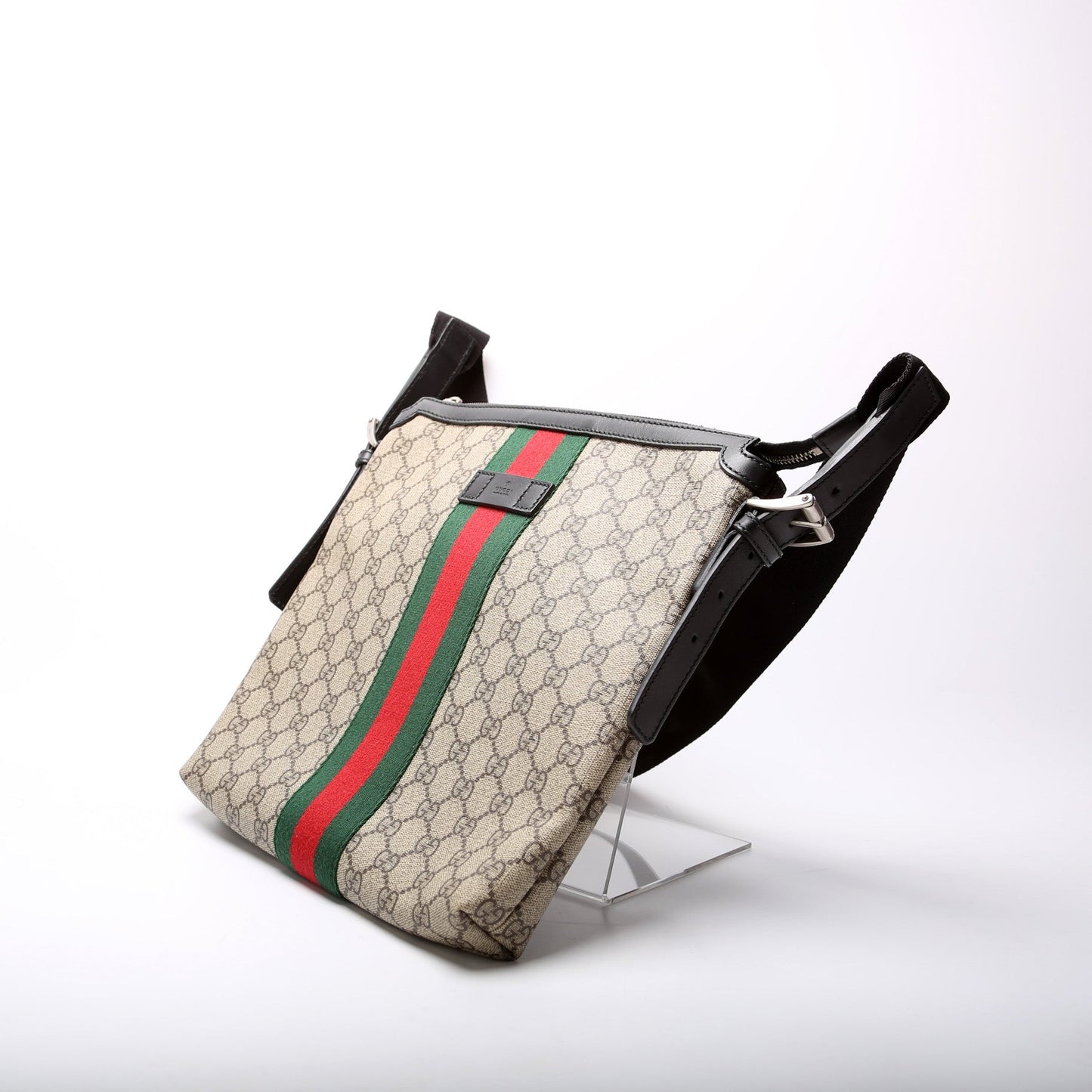387111 GG Supreme Web Messenger