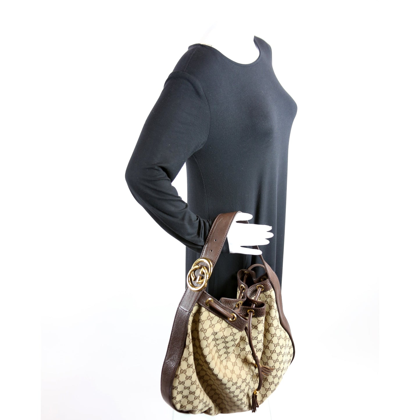 223951 GG Canvas Interlocking Icon Drawstring Hobo