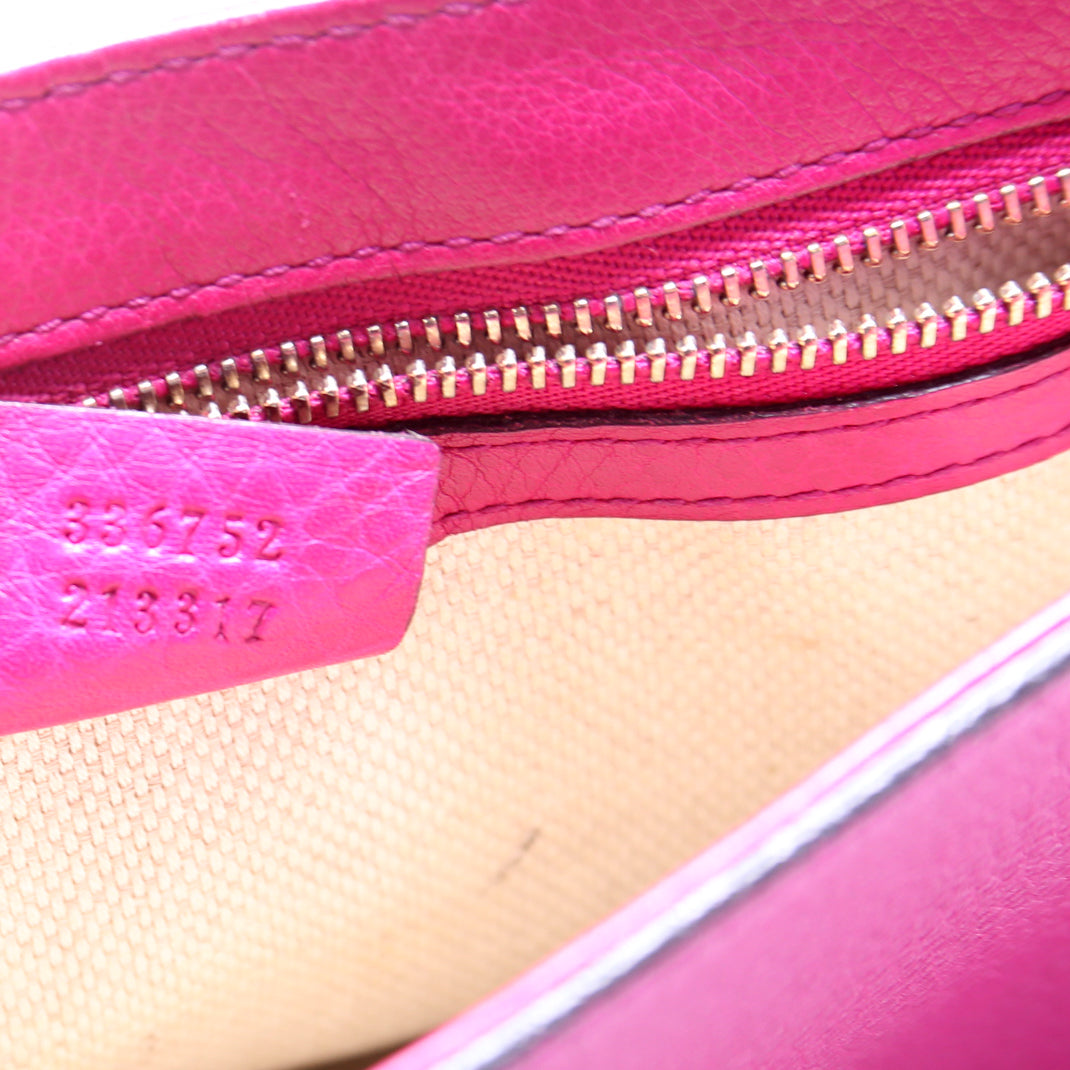 336752 Soho Chain Crossbody Medium