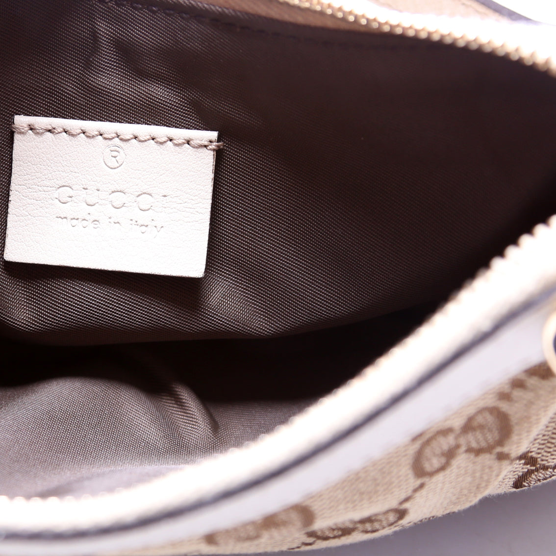 245938 Lovely Heart Charm Pochette