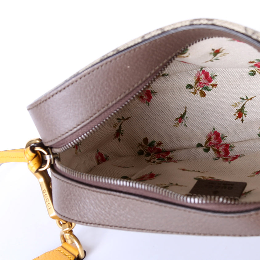 476466 GG Supreme Messenger Bag