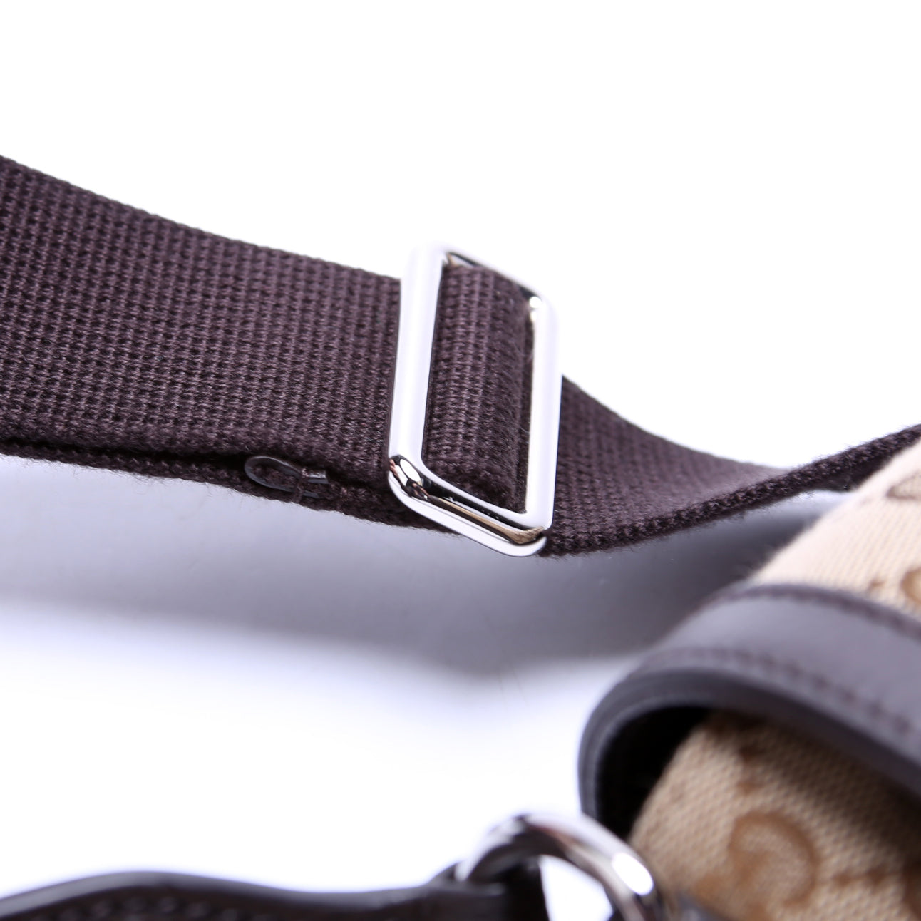 449172 GG Canvas Messenger