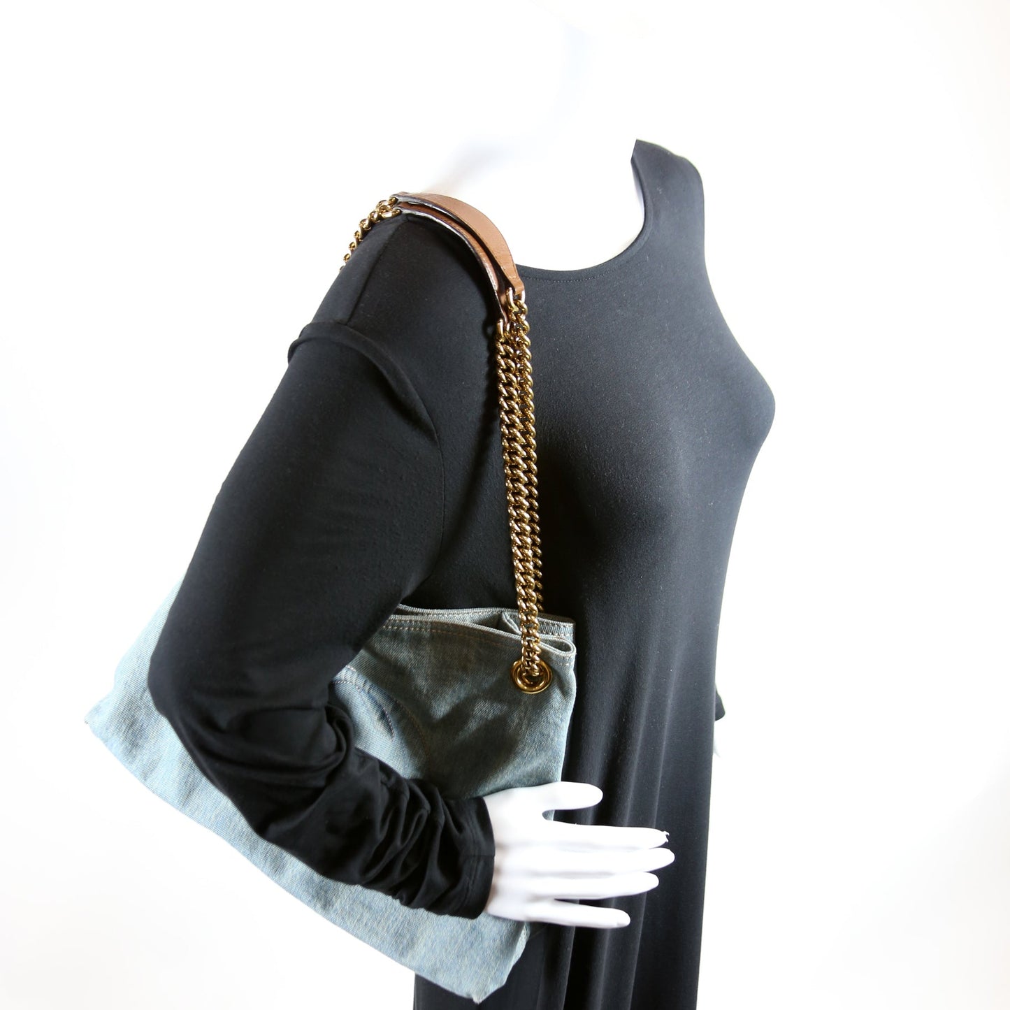 308982 Soho Denim Shoulder Medium