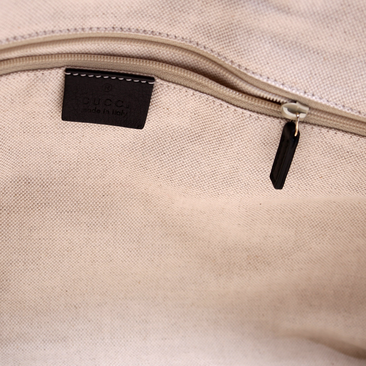 211944 Sukey GG Leather Medium