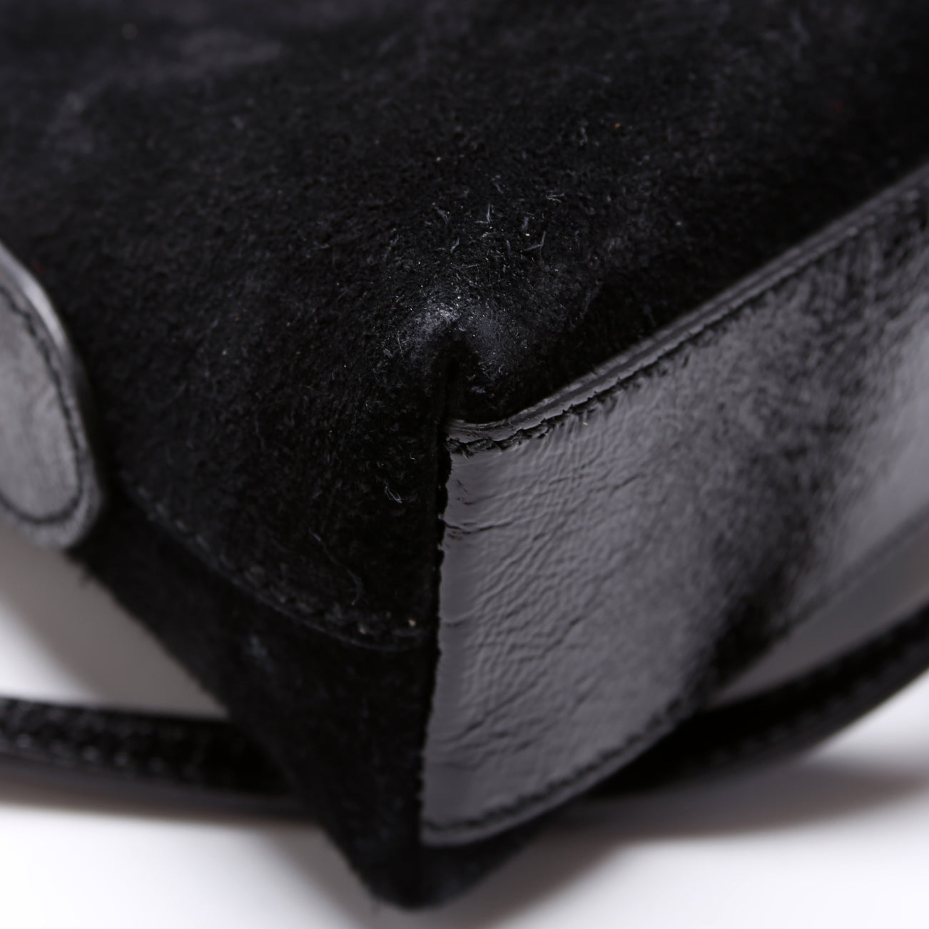499621 Ophidia GG Suede Crossbody