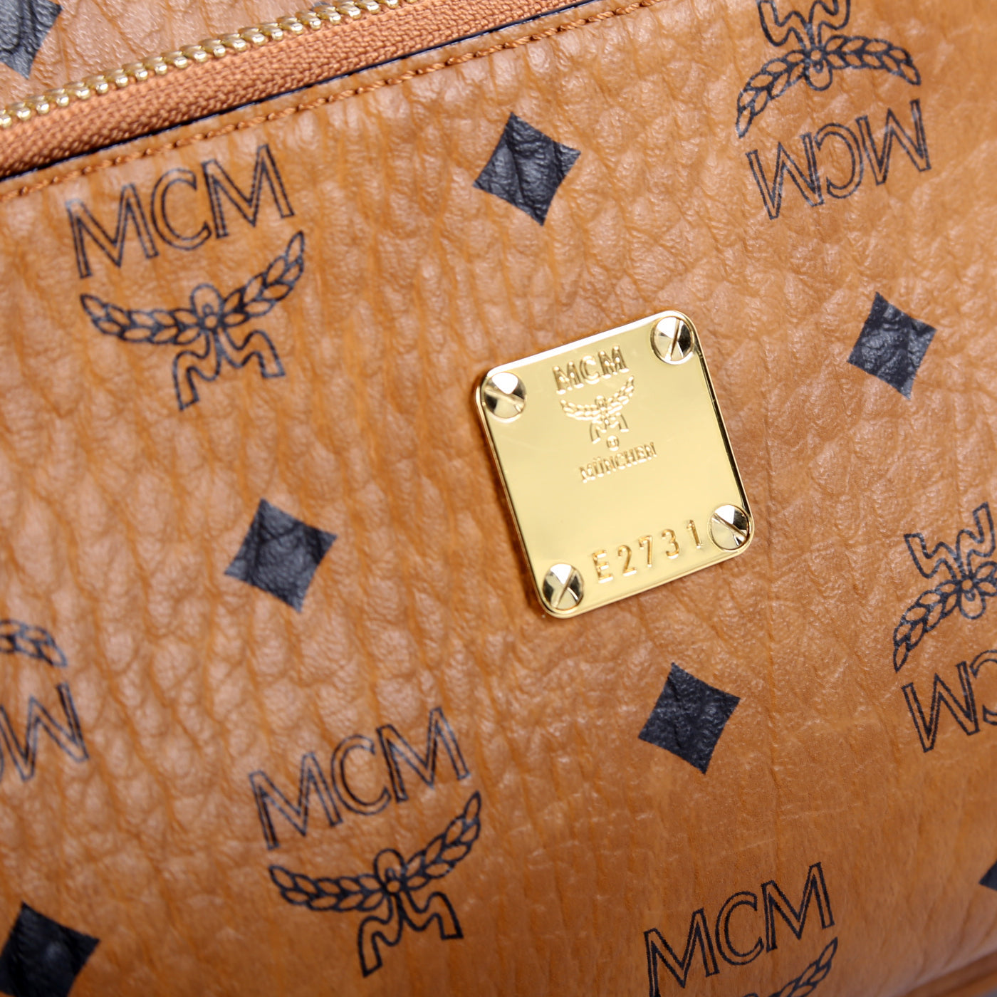 Visetos Aren Small Crossbody Cognac
