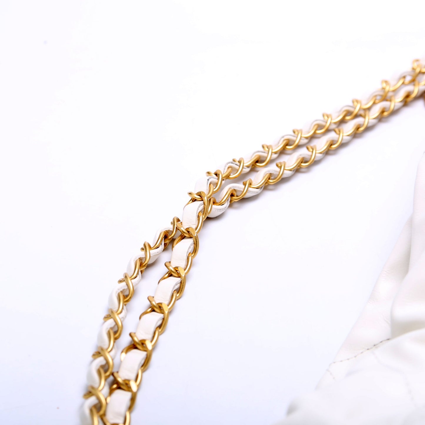 Chanel 22 Quilted Large Hobo White