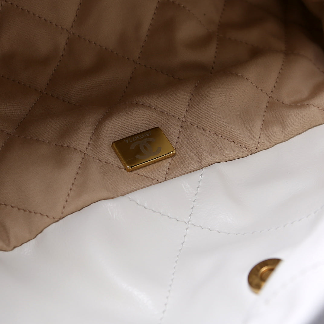 Chanel 22 Quilted Large Hobo White