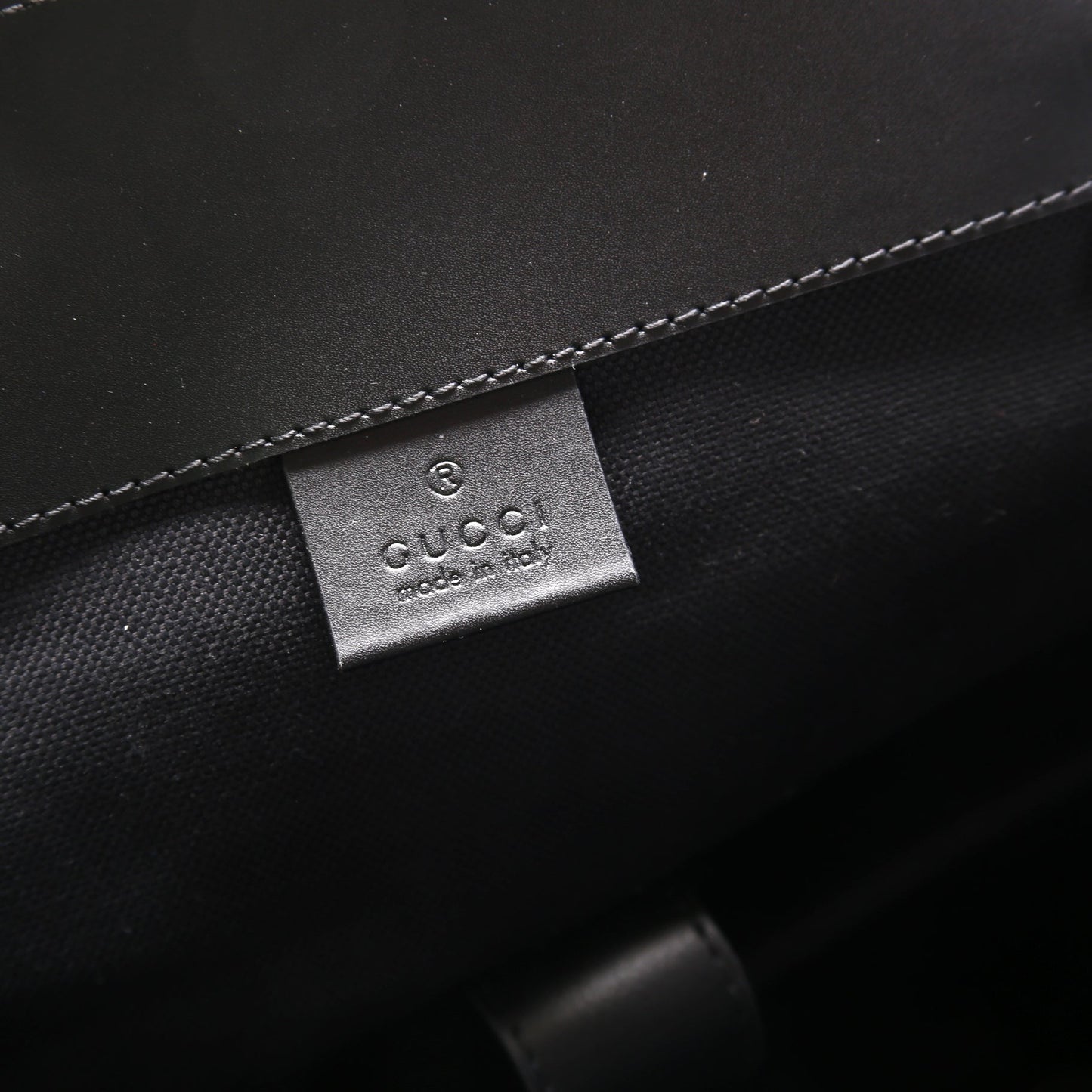 495563 GG Supreme Backpack Black