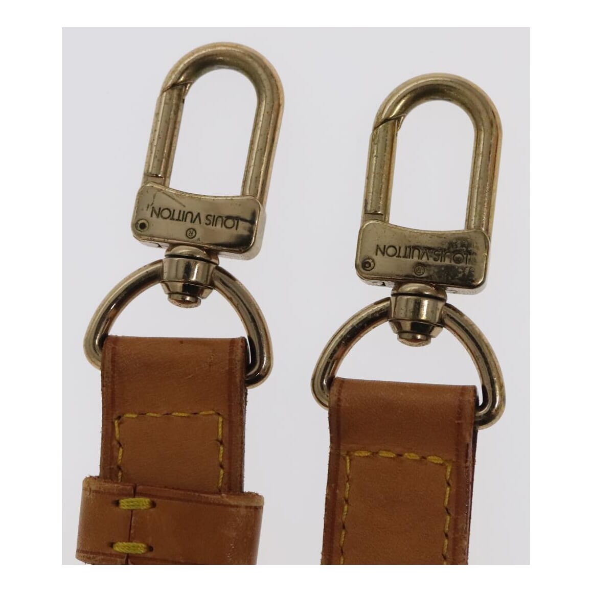 Louis Vuitton Shoulder Strap Beige Leather Bag Jewelry