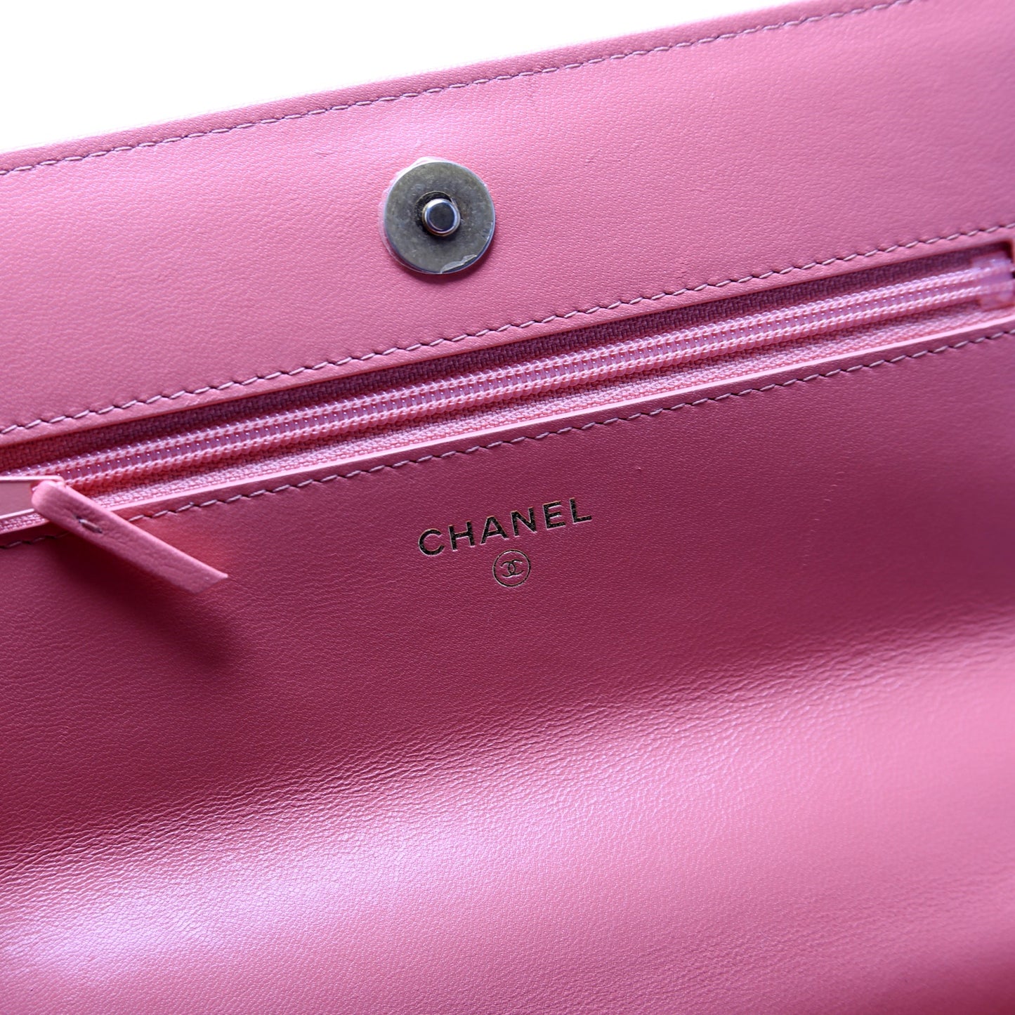 Chanel 19 WOC Quilted Lambskin 30M Pink