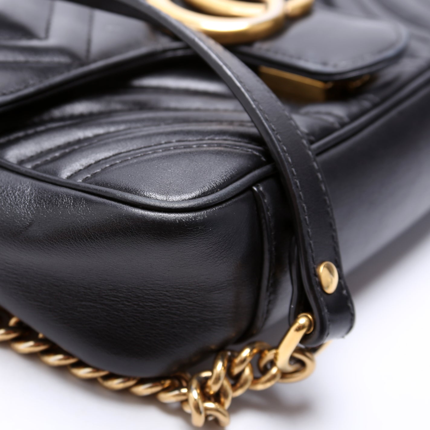 446744 Marmont Leather Shoulder Mini Flap Black