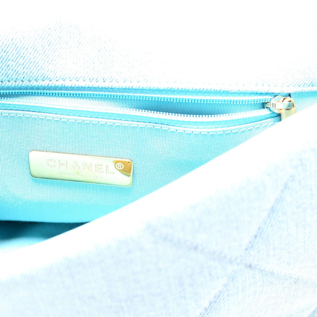 Chanel 19 Medium Denim 31M Blue