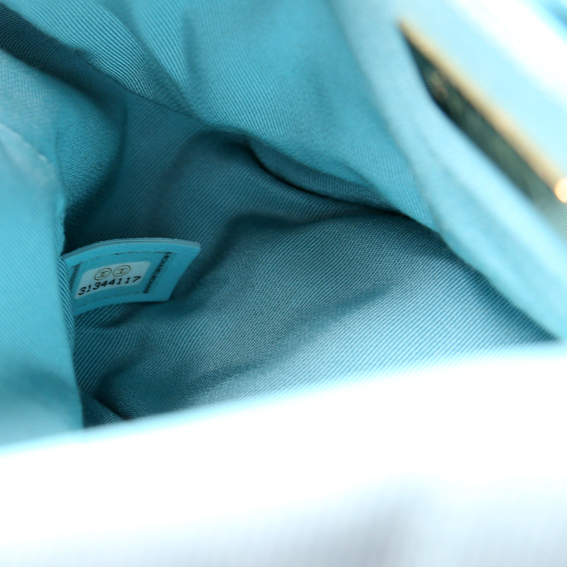 Chanel 19 Medium Denim 31M Blue
