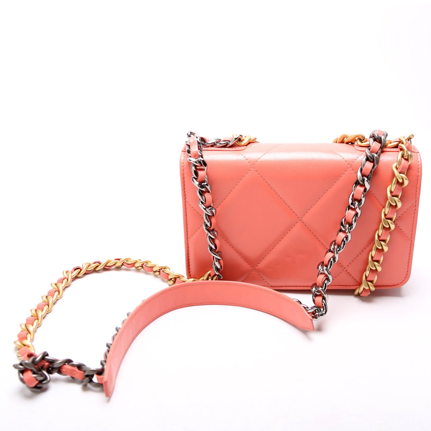 Chanel 19 WOC Quilted 30M Coral