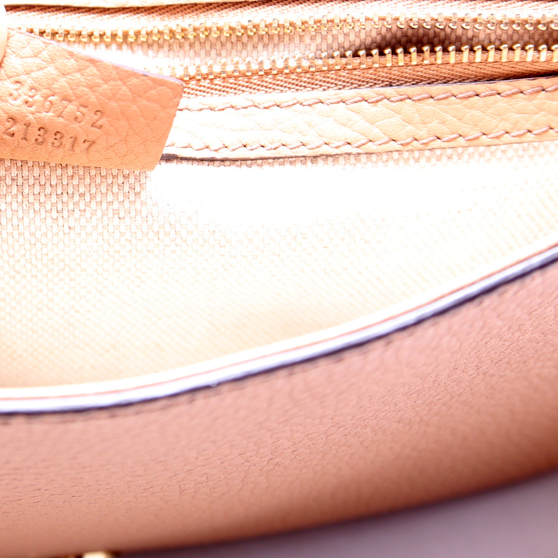 336752 Soho Chain Crossbody Medium Tan