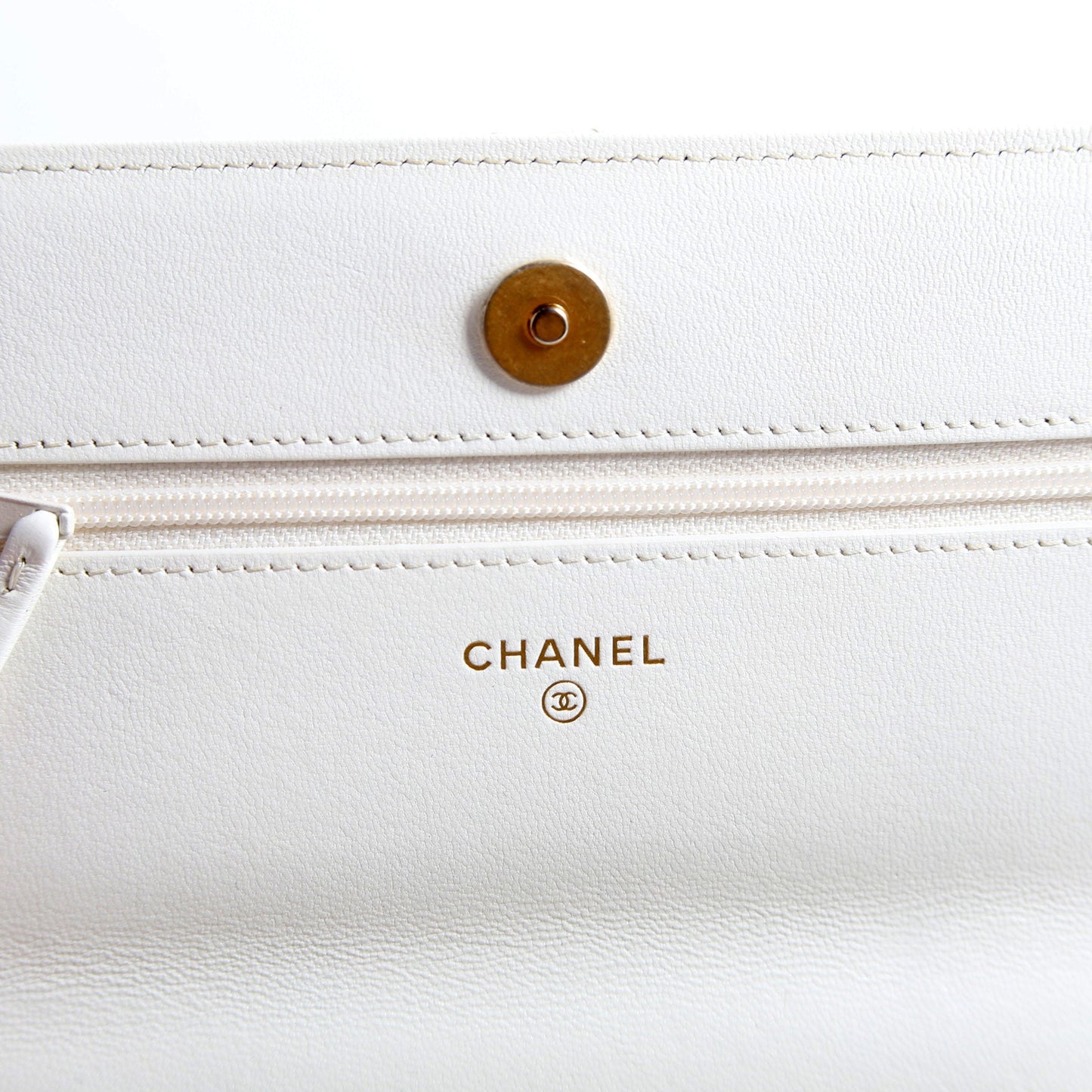 Chanel 19 WOC Quilted Lambskin 30M White