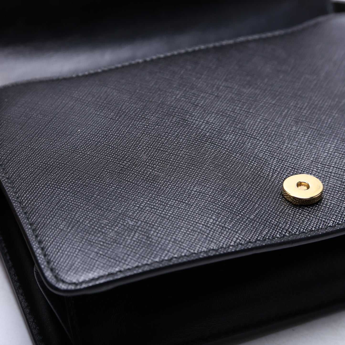 1BD133 Saffiano Chain Crossbody Black