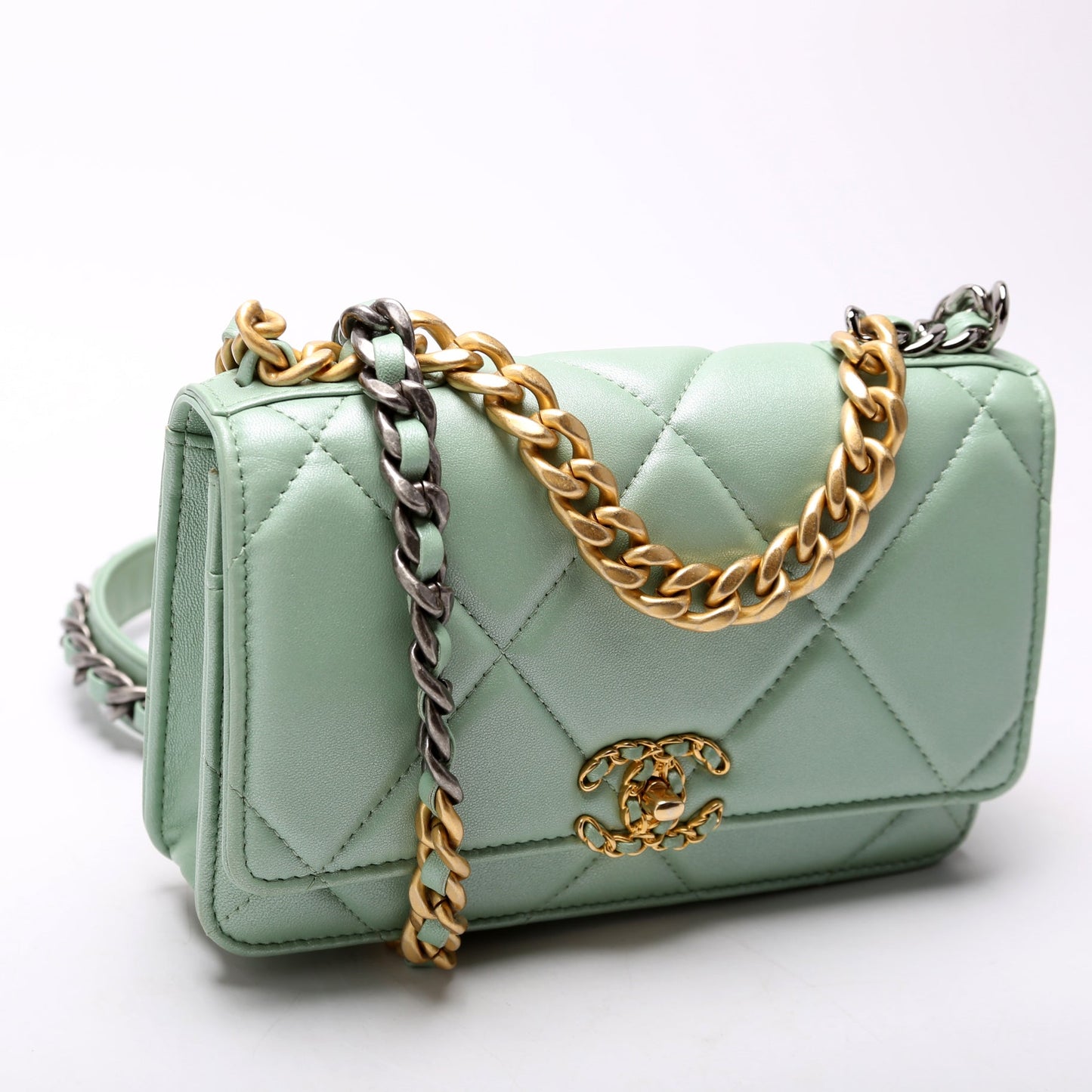 Chanel 19 WOC Quilted Lambskin RFID Green