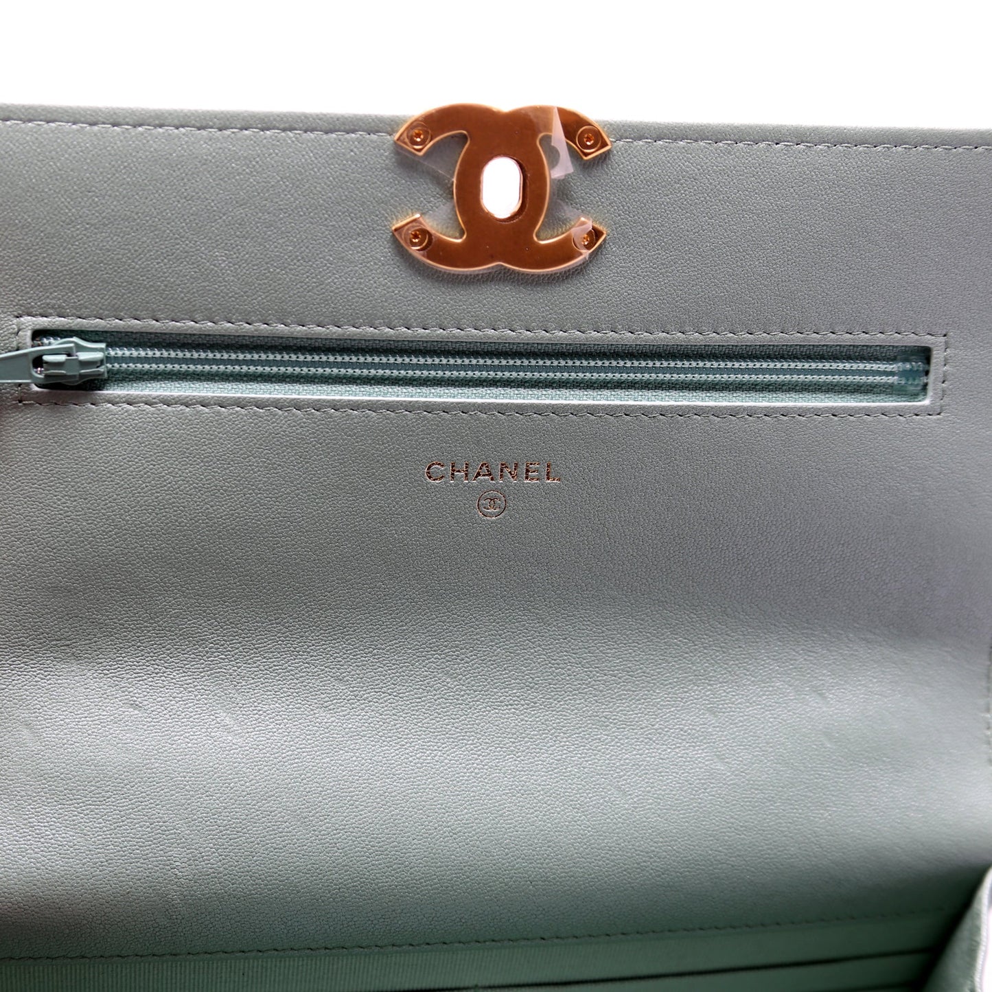 Chanel 19 WOC Quilted Lambskin RFID Green