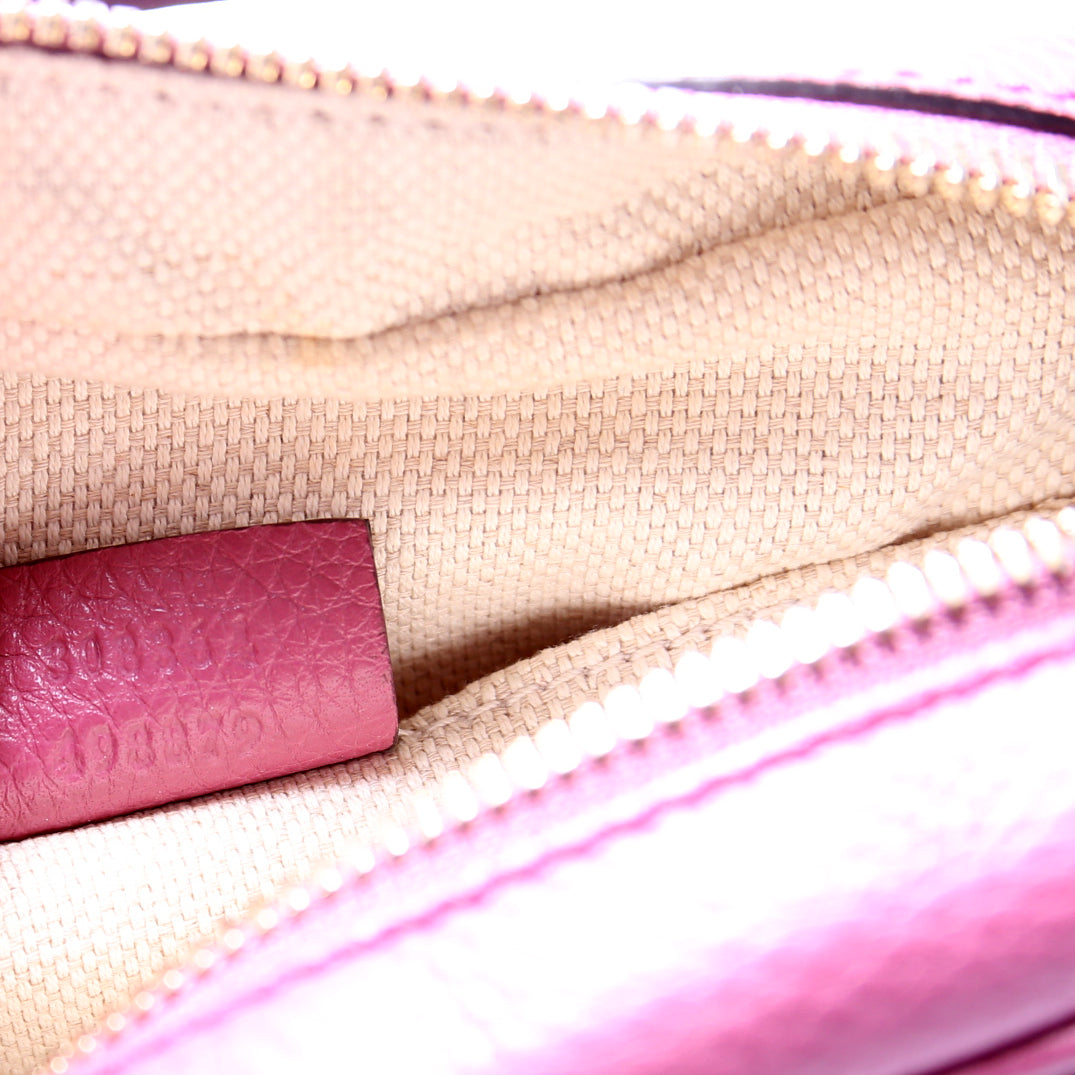 308364 Soho Disco Crossbody Berry