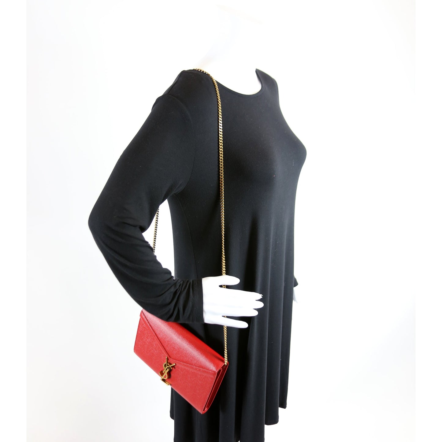 582334 Cassandra Chain Crossbody Red