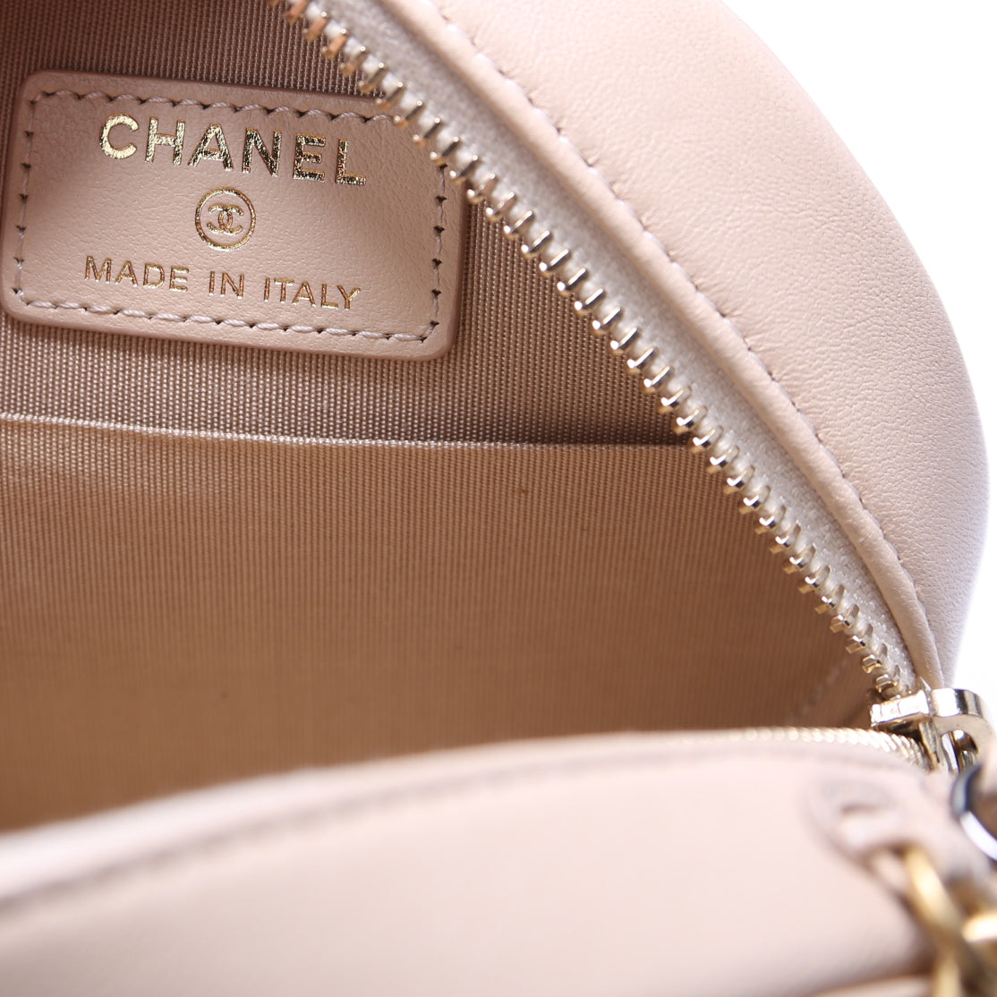 Chanel 19 Round Clutch Goatskin 2M Tan