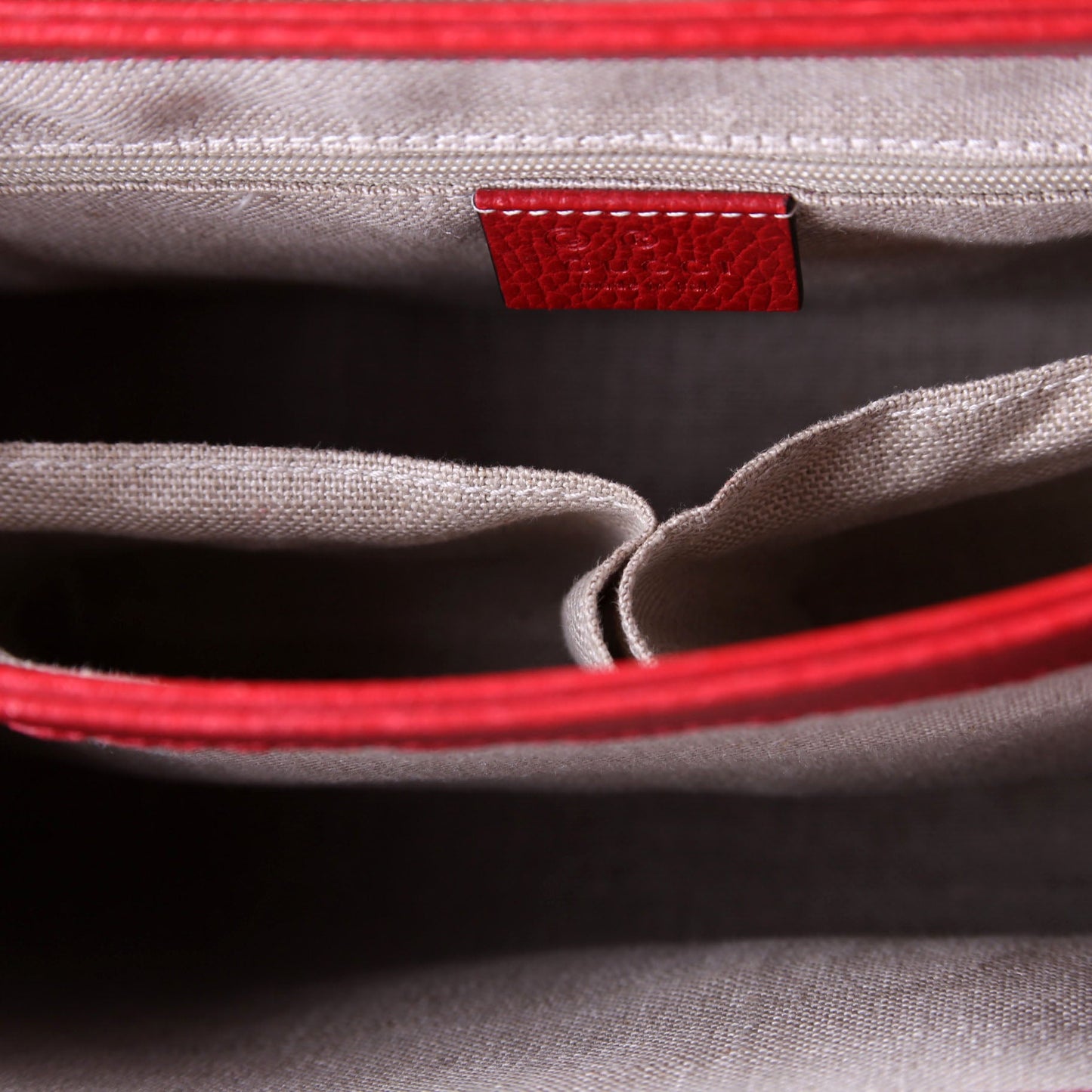 510306 Large Interlocking GG Shoulder Bag Red