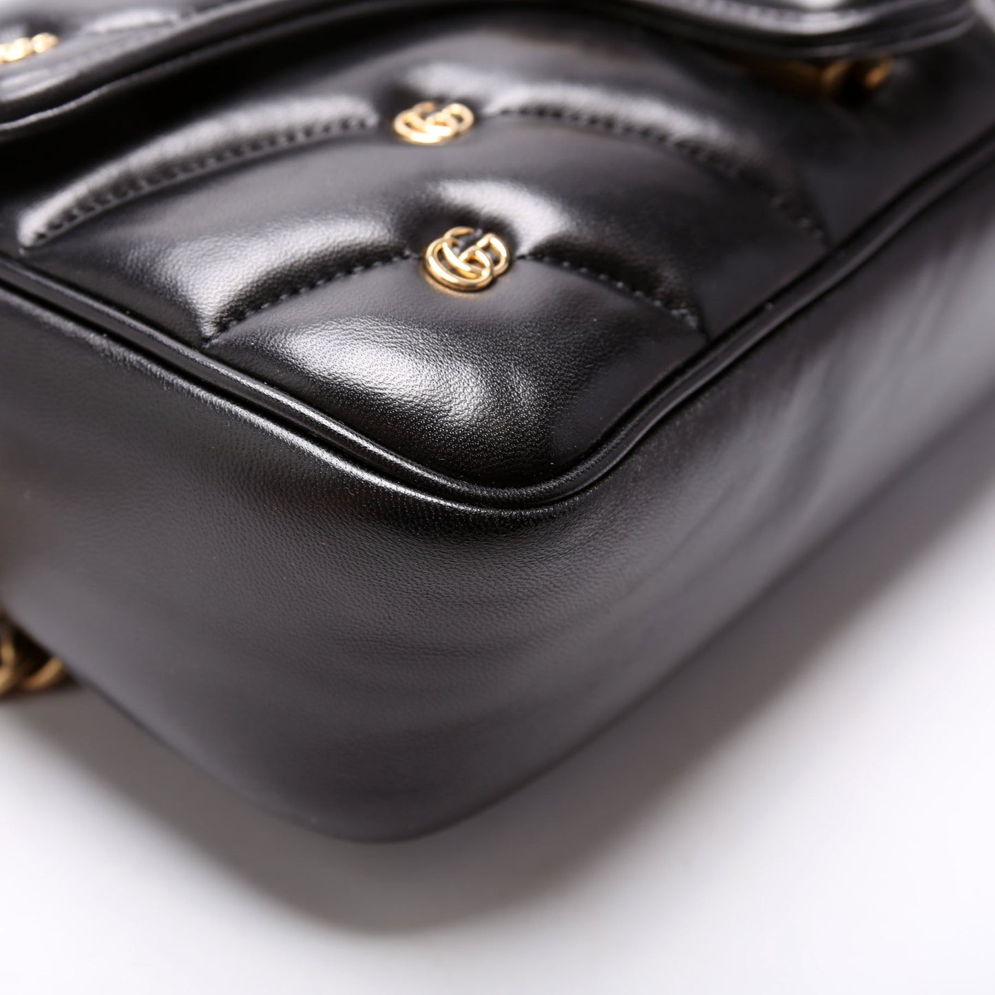443497 Marmont Double G Studs Black