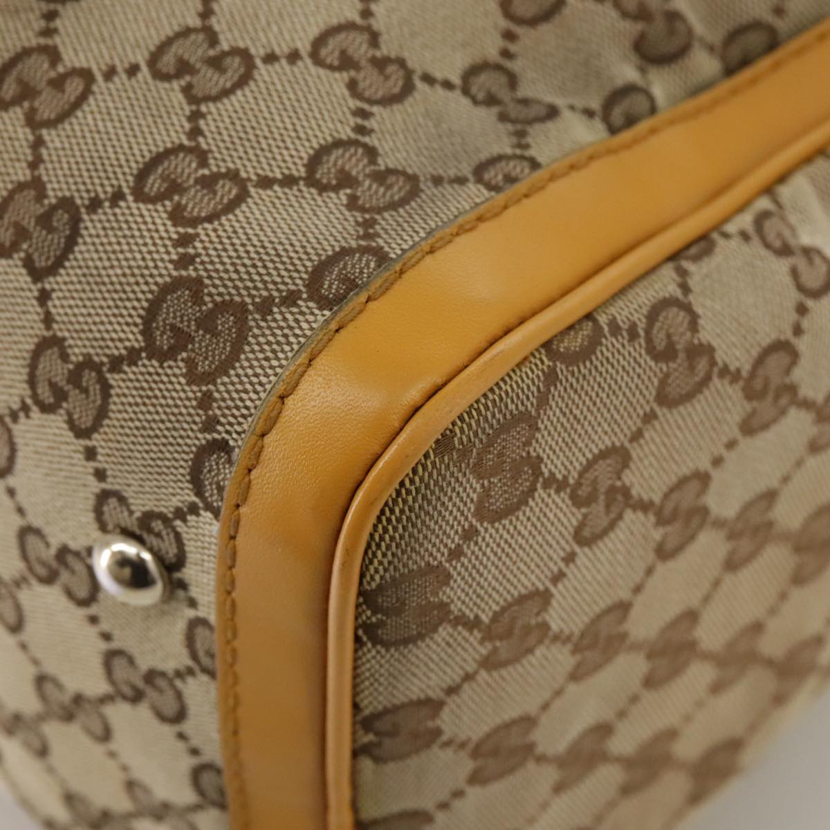 Gucci Gg Canvas Beige Canvas Handbag