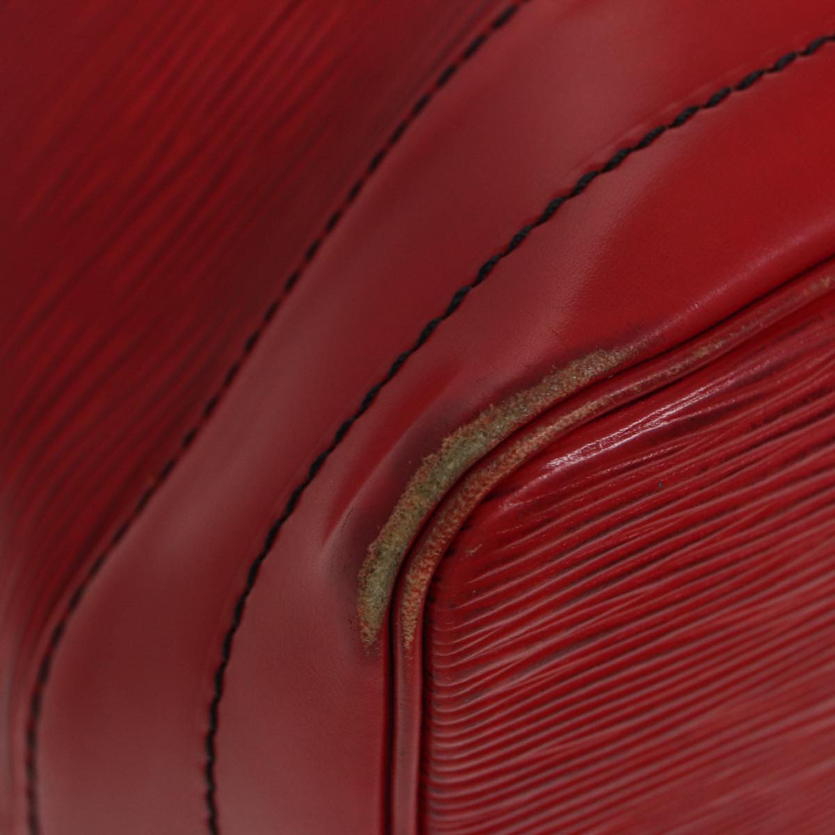 Louis Vuitton Noe Red Leather Shoulder Bag