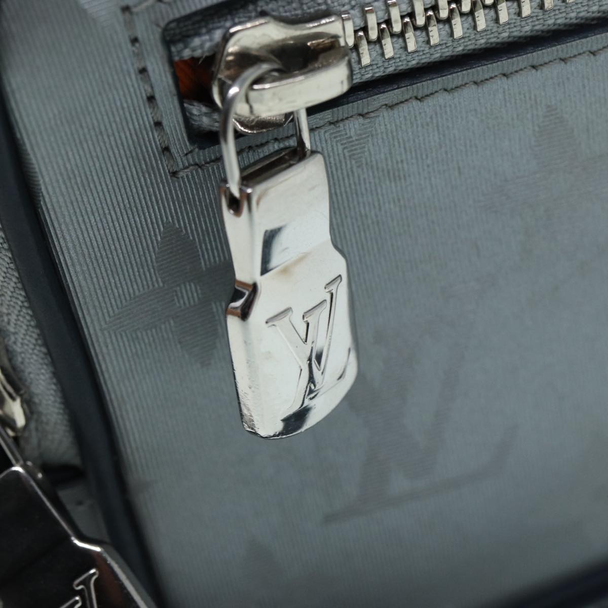 Louis Vuitton Satellite Silver Synthetic Clutch Bag