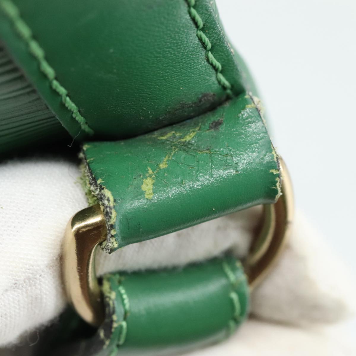 Louis Vuitton Petit Noé Green Leather Shoulder Bag