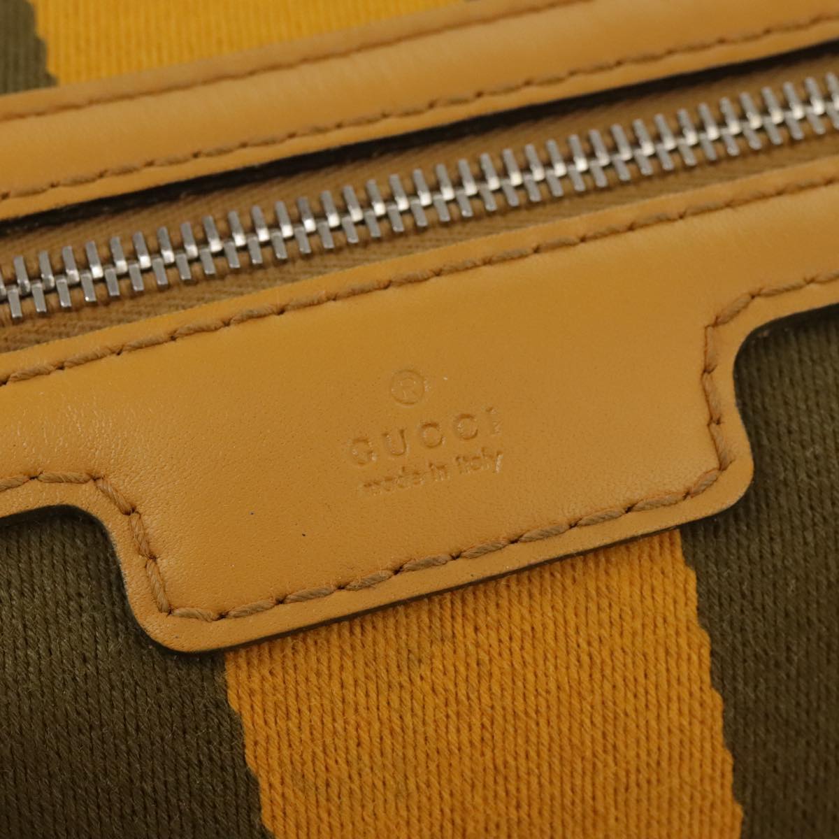 Gucci Gg Canvas Beige Canvas Handbag