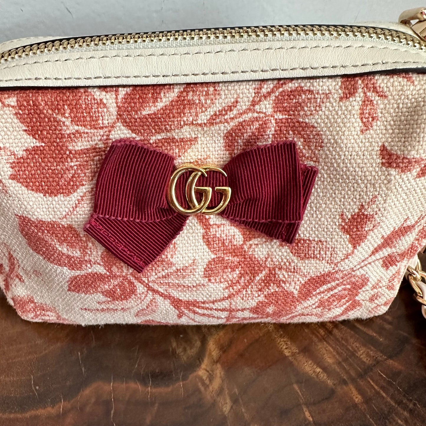 The Junco Crossbody - Gucci GG Floral Bow Bag