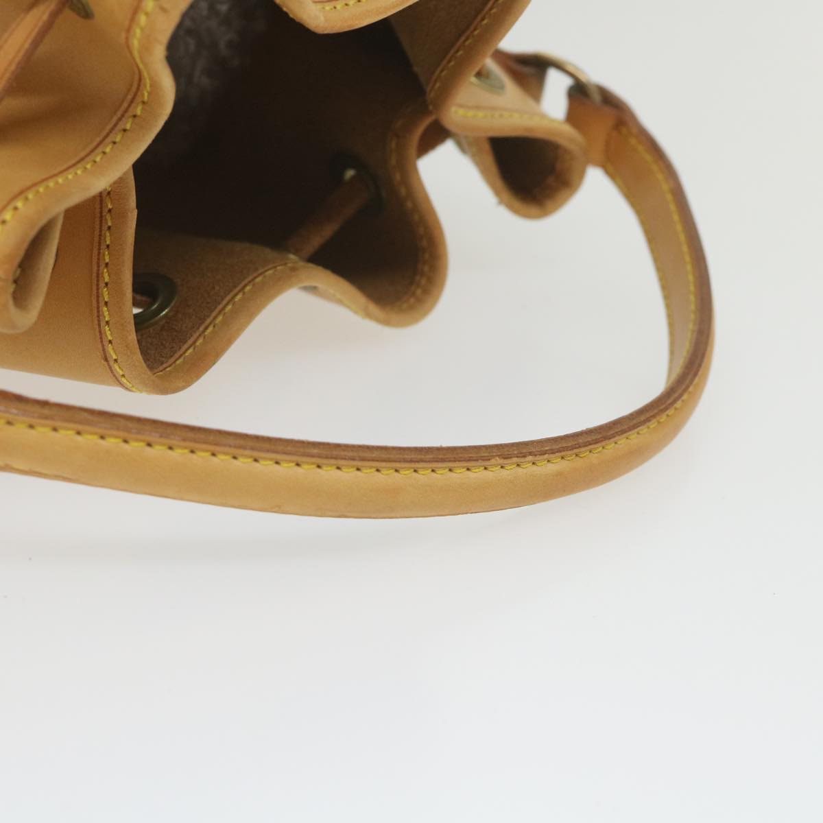 Louis Vuitton Noe Beige Leather Handbag