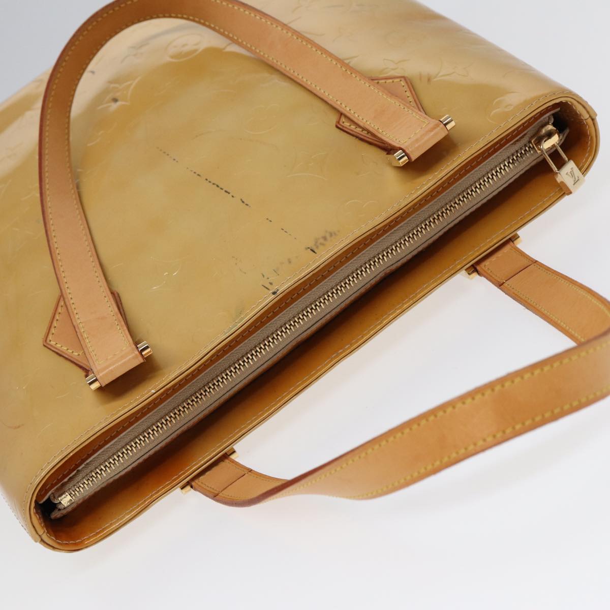 Louis Vuitton Houston Beige Patent Leather Handbag