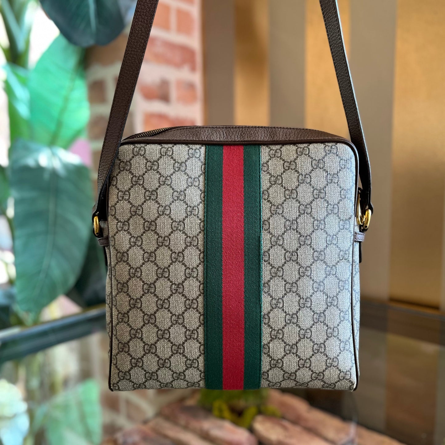 GUCCI Ophidia Messenger Medium Beige Brown GG Supreme Monogram Canvas Crossbody Bag