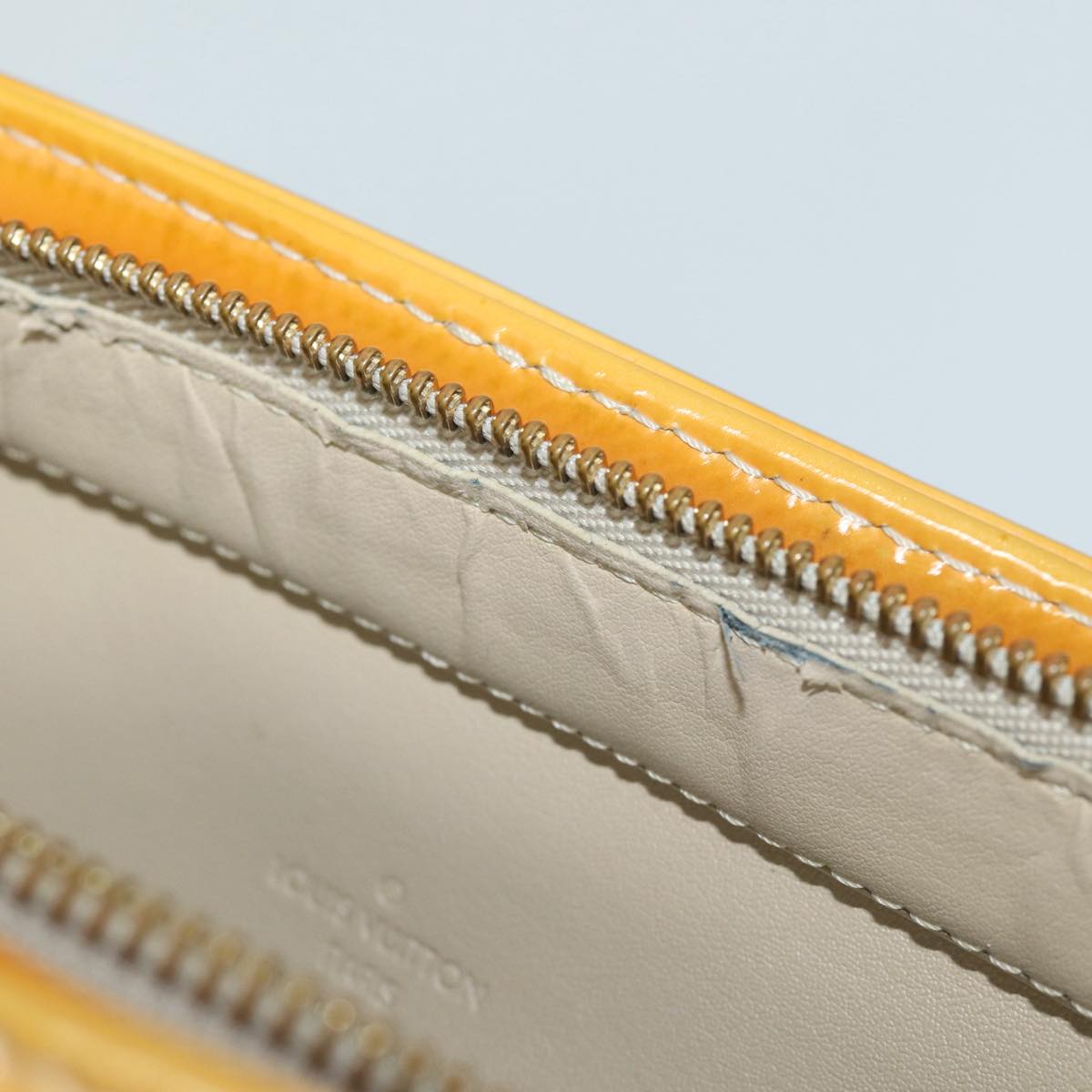 Louis Vuitton Houston Beige Patent Leather Handbag