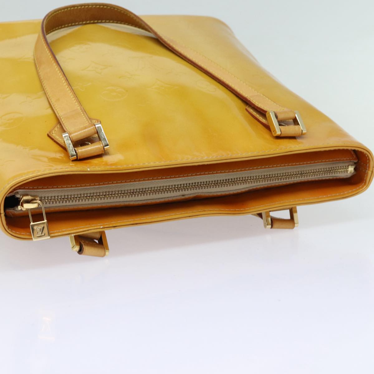 Louis Vuitton Houston Beige Patent Leather Handbag