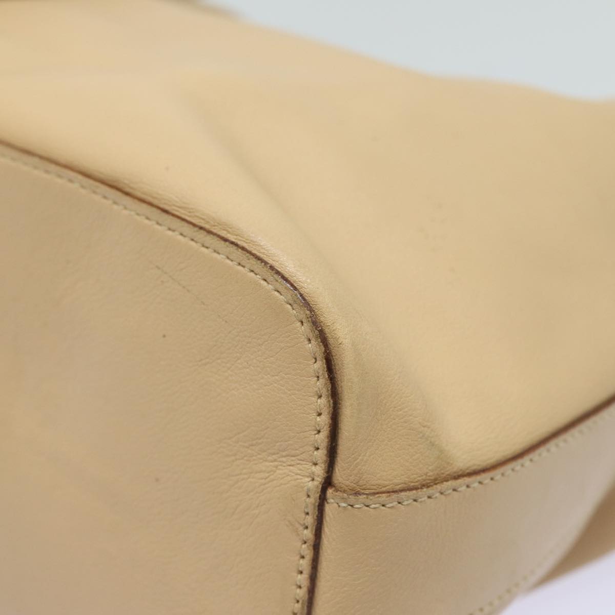 Gucci Jackie Beige Leather Shoulder Bag