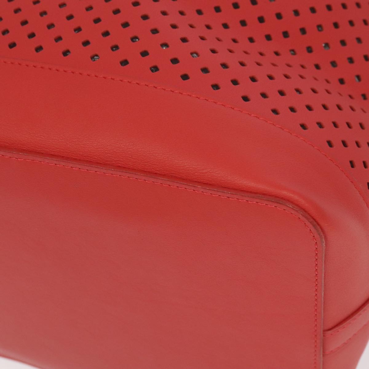 Louis Vuitton Noe Red Leather Shoulder Bag