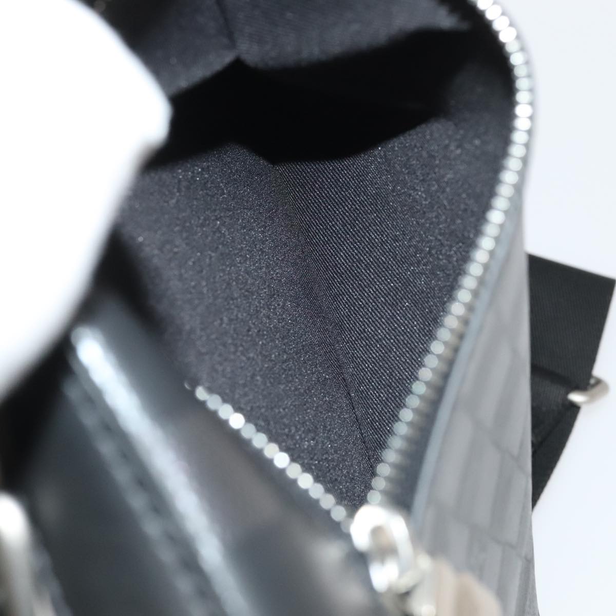 Louis Vuitton Discovery Black Leather Shoulder Bag