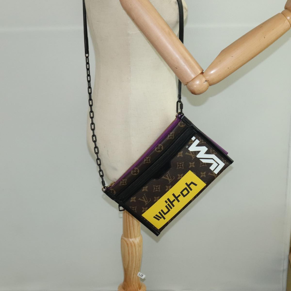 Louis Vuitton Flat Messenger Brown Canvas Shoulder Bag
