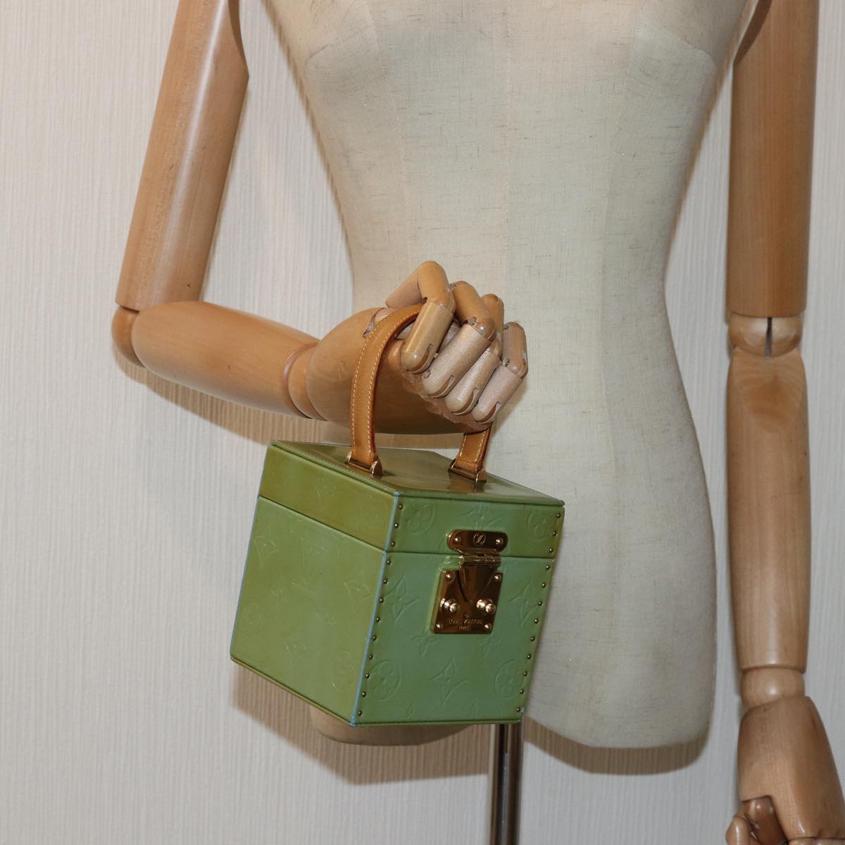 Louis Vuitton Bleecker Green Patent Leather Clutch Bag