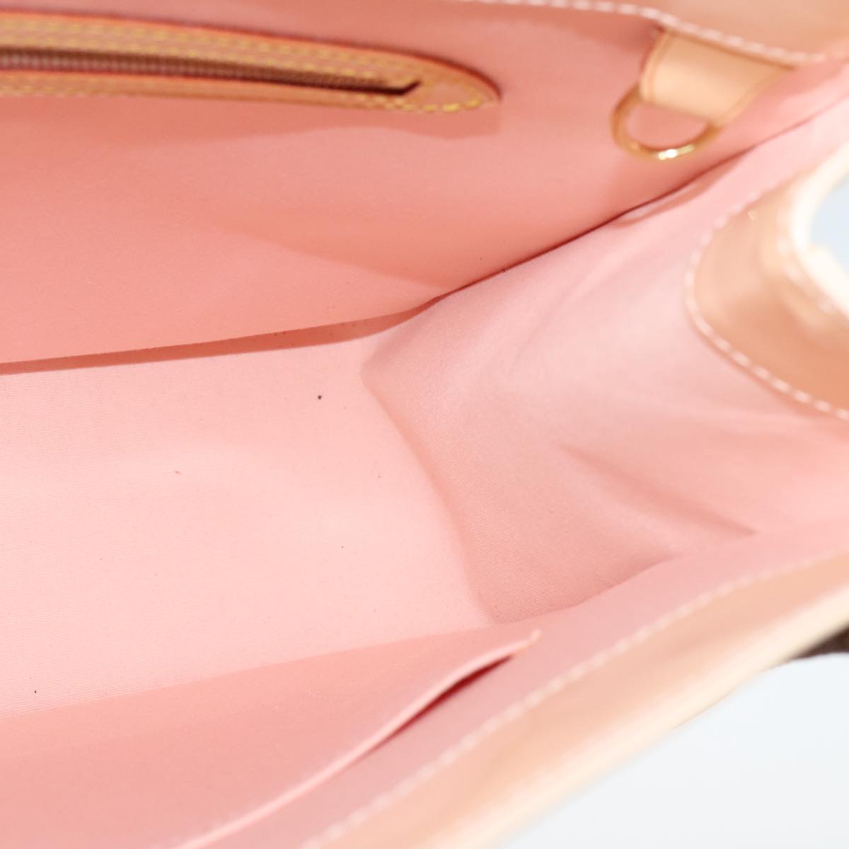 Louis Vuitton Beige Patent Leather Shoulder Bag